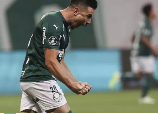 PALMEIRAS GOLEIA BOLÍVAR POR 5 A 0 E AVANÇA NA LIBERTADORES